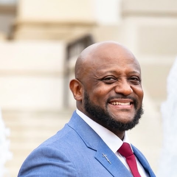 Dr. Curtis Williams